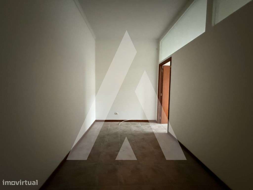 Escritório no centro de Aveiro - Grande imagem: 5/9