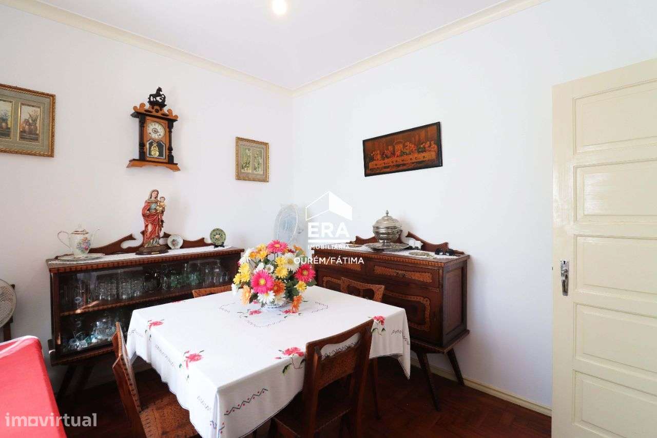 Moradia T2 localizada perto de Ourém - Grande imagem: 4/27