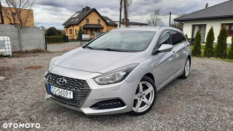 Hyundai i40 Kombi blue 1.6 CRDi Space Plus - 2