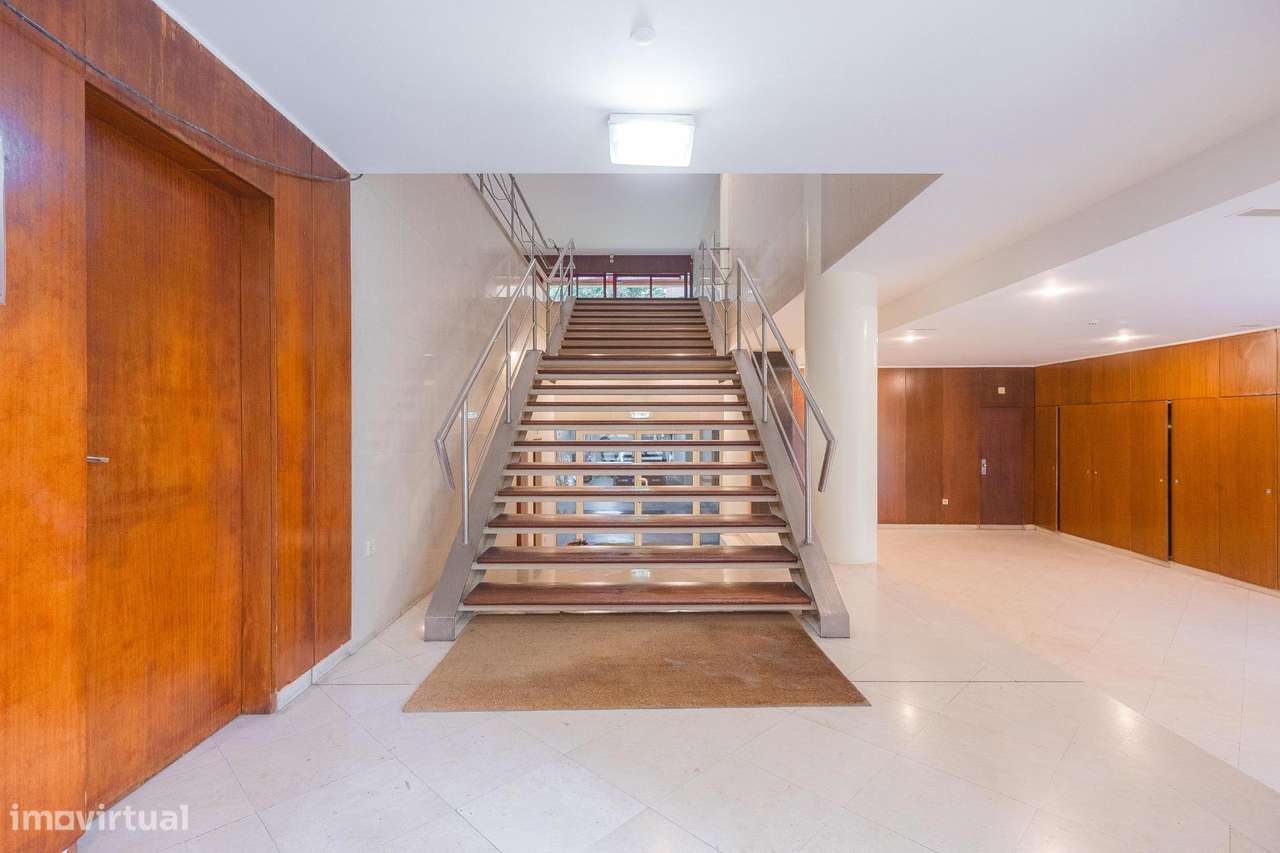 Exclusivo Duplex T5 no prestigiado “CONDOMÍNIO S. JOÃO BOSCO”-41