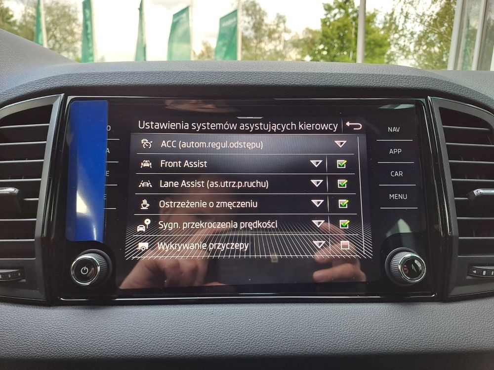 SKODA KAROQ 1.5 TSI 150KM DSG SPORTLINE, fabryczny hak, dostępny od ręki