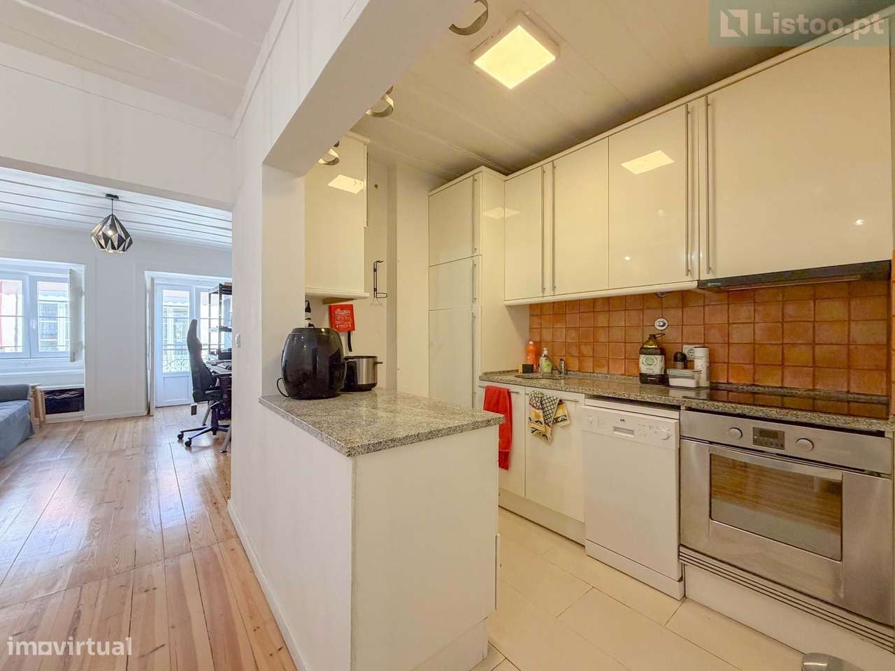 T1 Junto à Praça das Flores no Príncipe Real - Grande imagem: 2/25