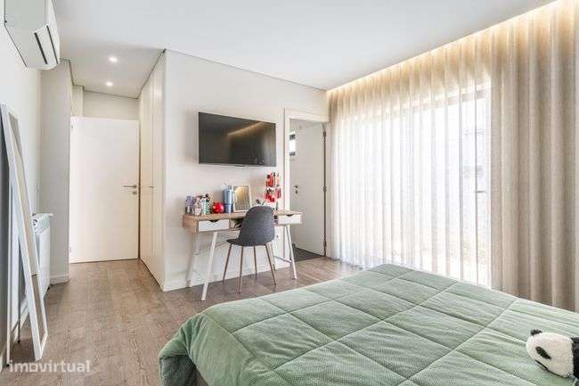 Moradia T4 com 2 Suites em Dume - Braga-21