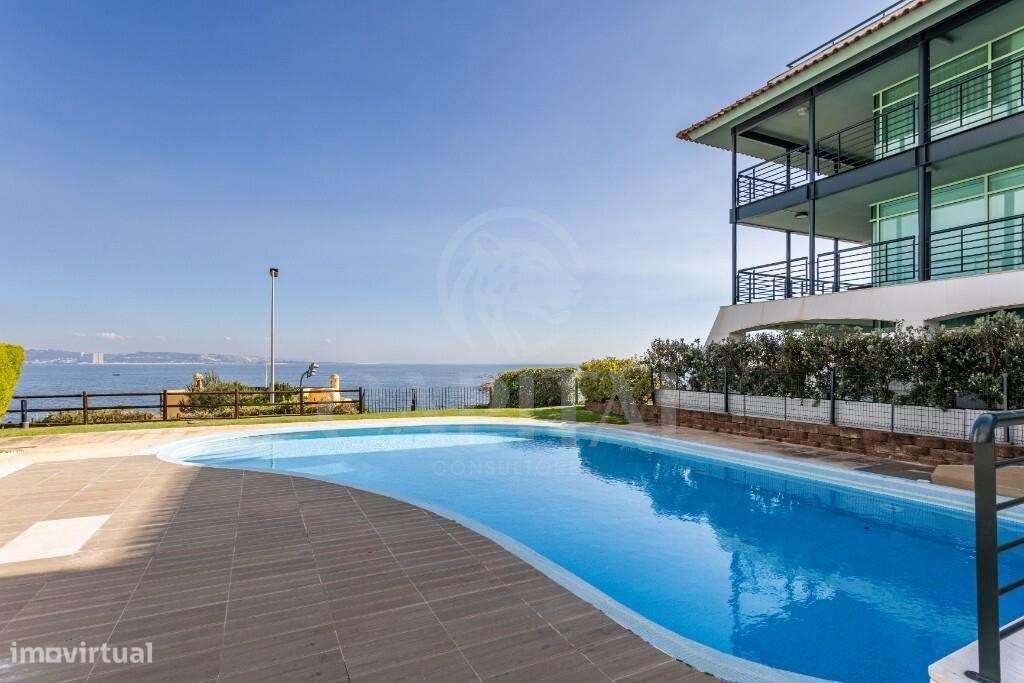 Apartamento T5 Duplex Exclusivo em Primeira Linha de Mar-55