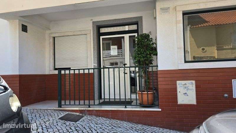 T2 com Terraço, Garagem e arrecadação-33