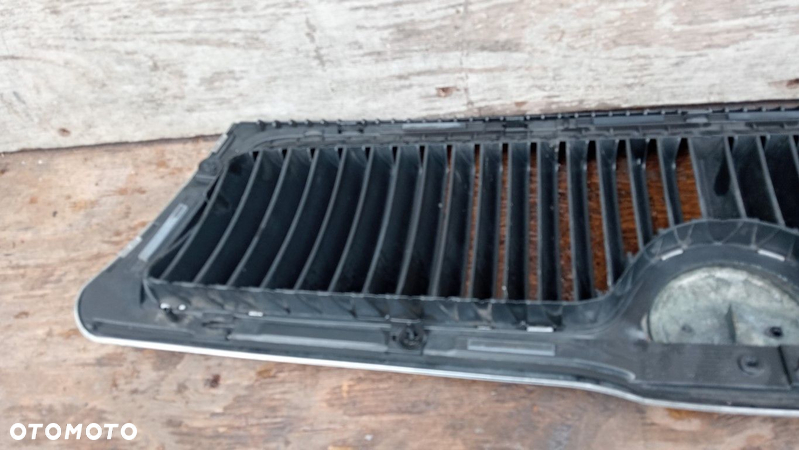 SKODA OCTAVIA II  ATRAPA GRILL CHROM - 6