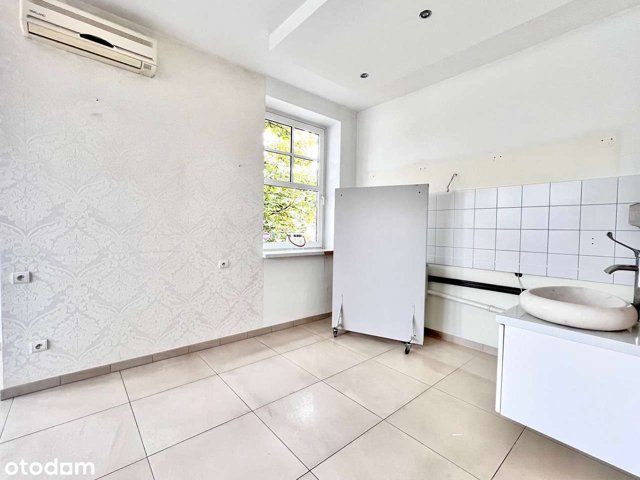 Lokal usługowy 40m2 z DUŻYM POTENCJAŁEM | Tatrzańska/Przybyszewskiego-2