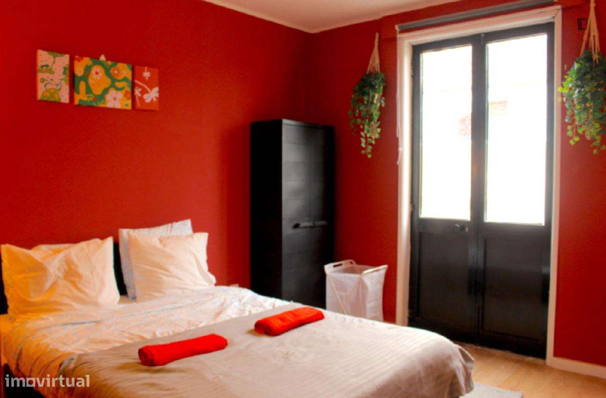 Quarto - localizado em Paranhos Porto - Grande imagem: 3/8