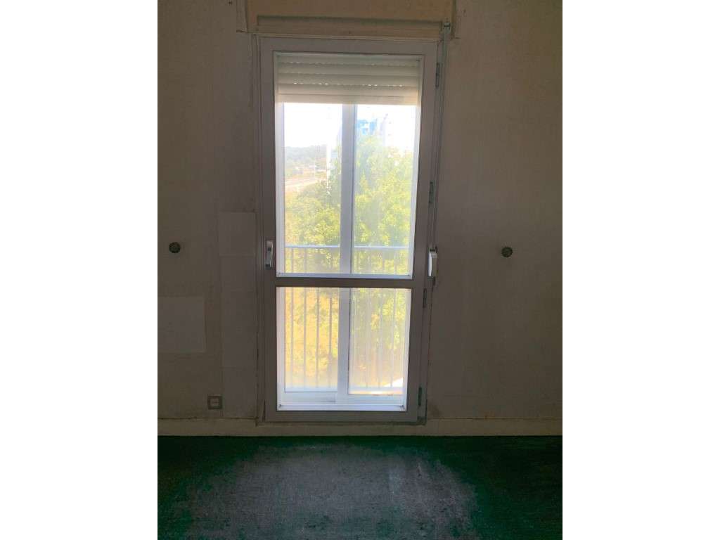 T4 com 130m² e Vista Deslumbrante para Sintra-18