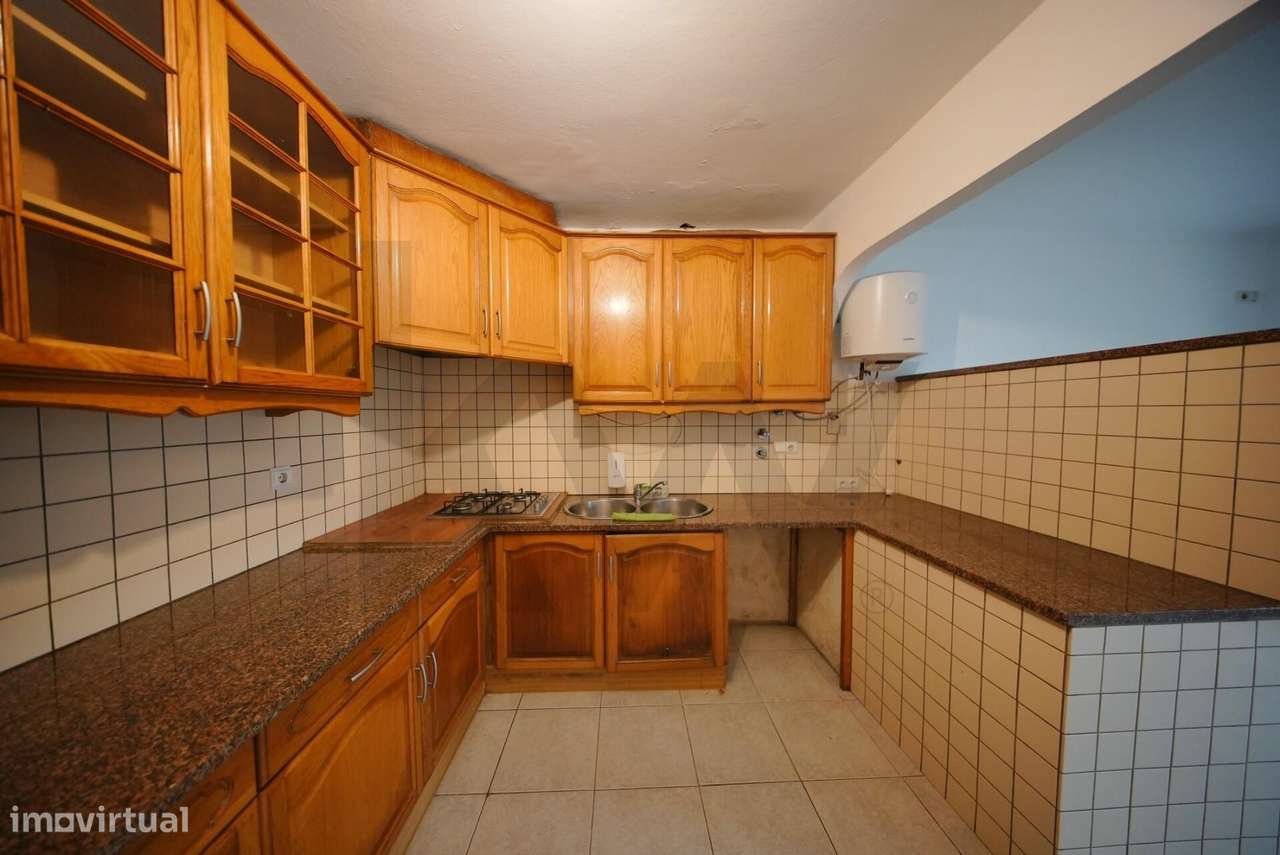 Moradia T4 e comercio para venda, Rio Maior, Oportunidade de investime - Grande imagem: 5/32