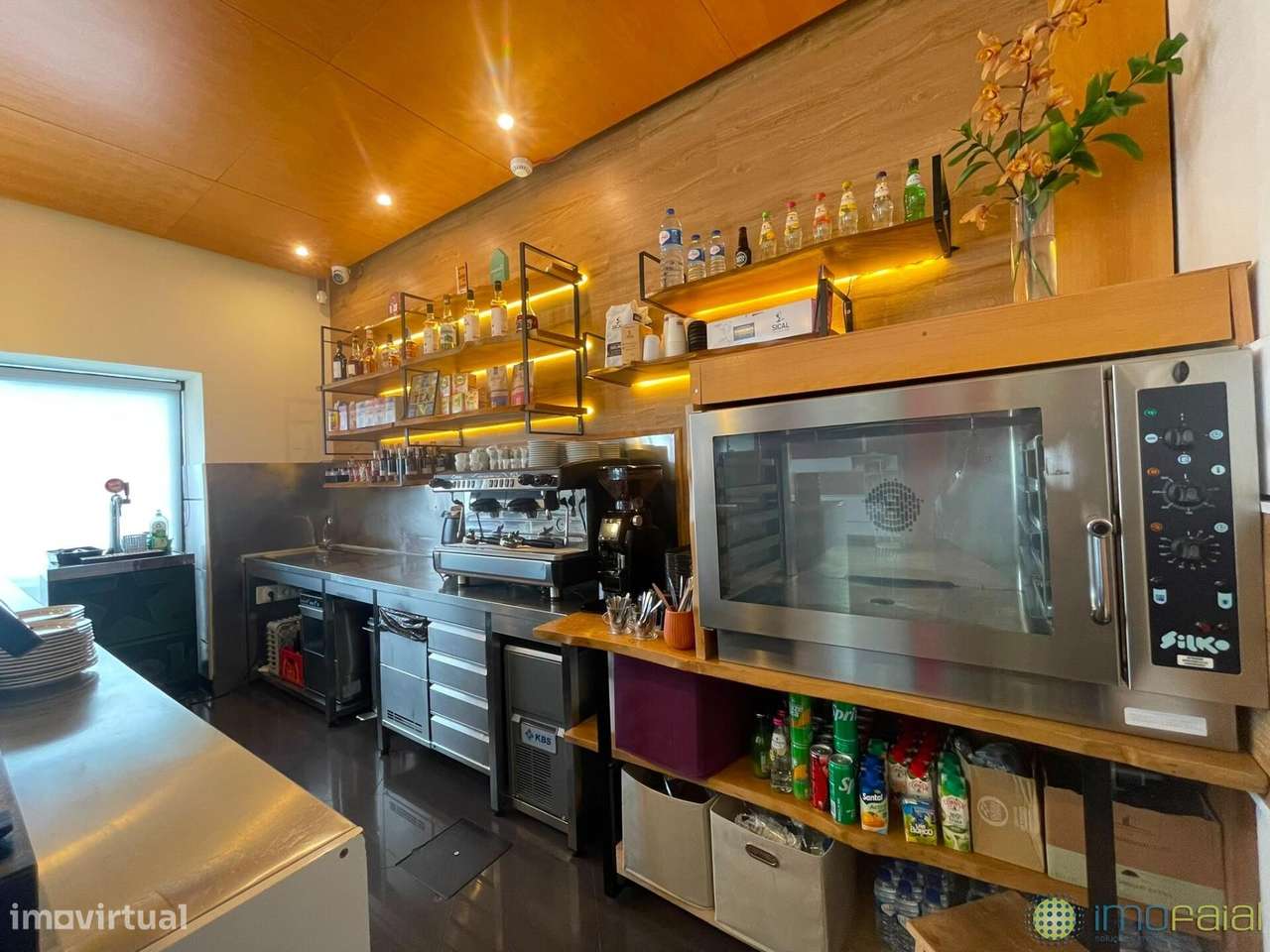 Negócio/Habitação T2-14