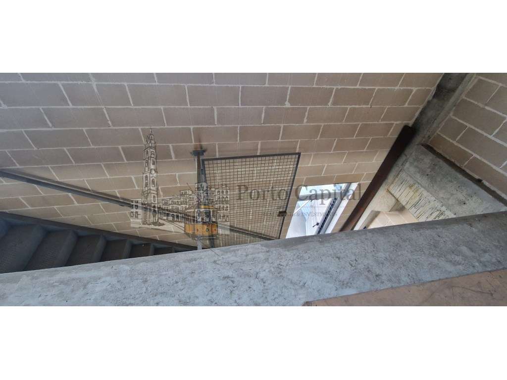 excelente armazém para arrendamento em Ermesinde com 400m2 - Grande imagem: 5/15