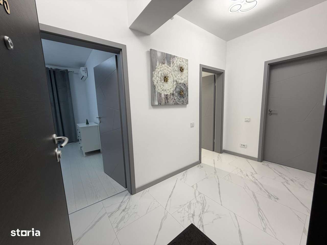 Apartament 3Camere Renovat Recent Totul Nou Lujerului Militari