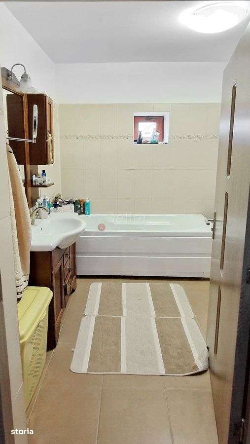 Aproape de Zona Comerciala - Imagine principală: 5/16