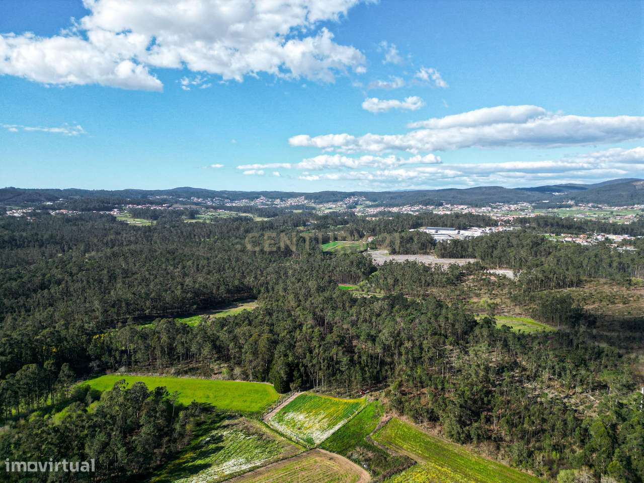 Terreno com Projeto Aprovado para Moradia Térrea Esposende - Grande imagem: 4/23