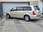 Chrysler Town & Country 3.6 Limited - 11