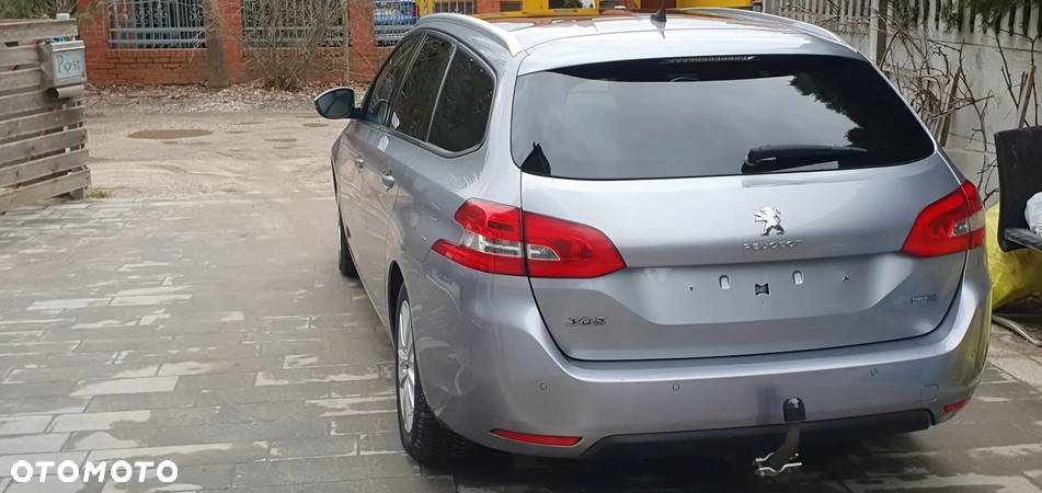 Peugeot 308 1.6 BlueHDi Active S&S - 9