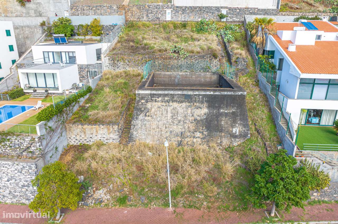 Terreno urbano para Moradia Unifamiliar-16