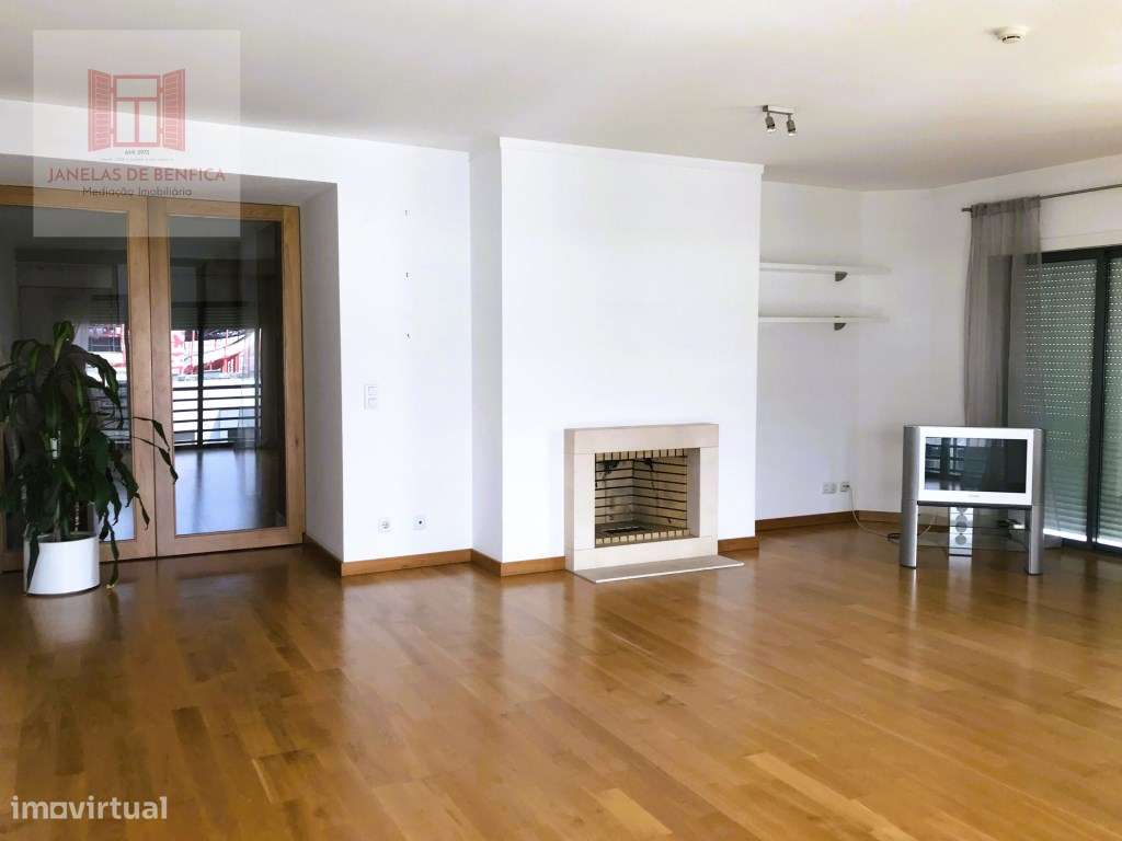 T3 - Alto dos Moinhos, junto estádio da Luz - Grande imagem: 2/14