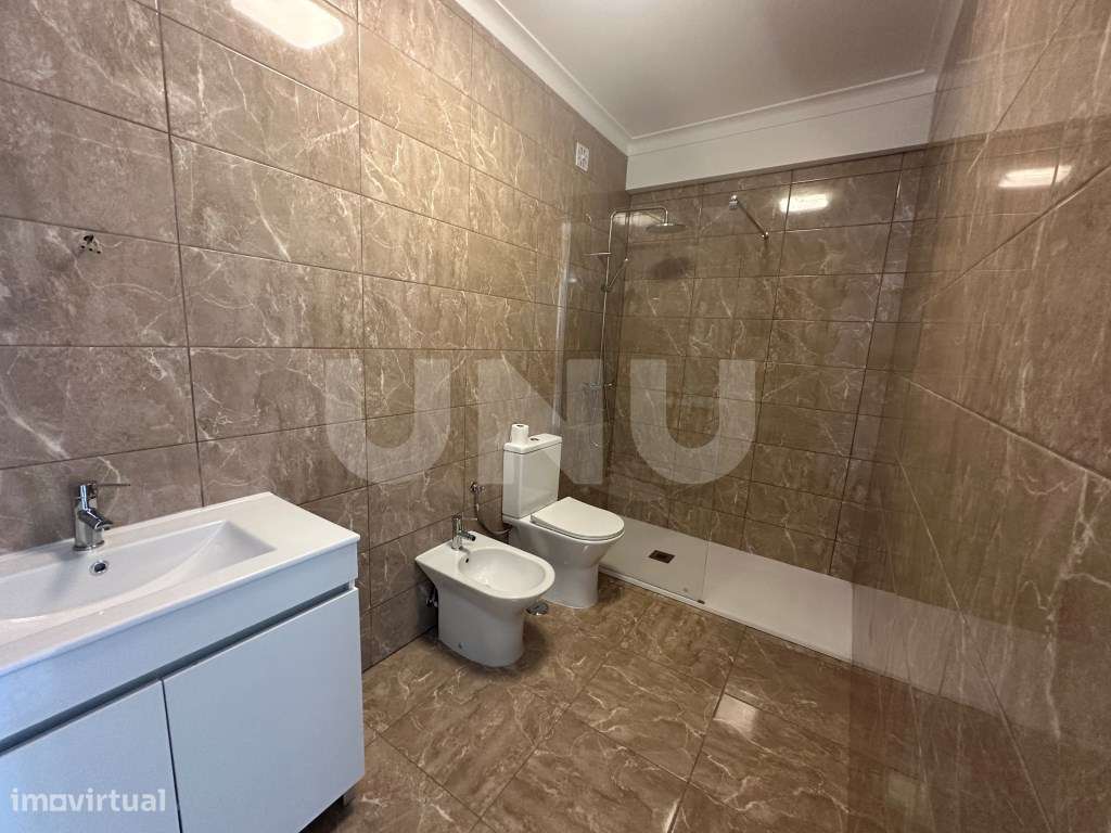 Apartamento T3 Remodelado-24