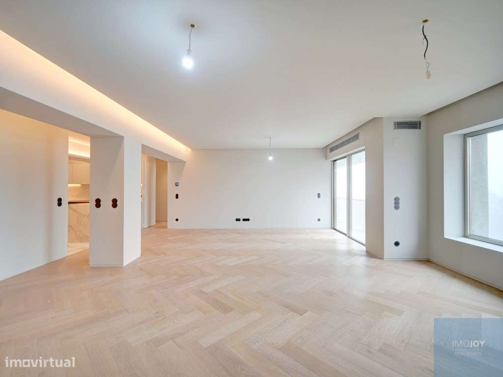 Apartamento T3 de Luxo com Estacionamento na Rua das Amoreiras - Grande imagem: 4/30