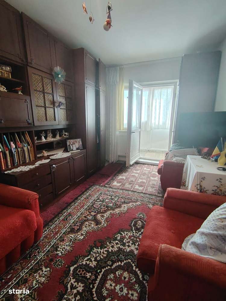 Se vinde apartament 50mp burdujeni langa scoala 51.000e  2 cam cent-8