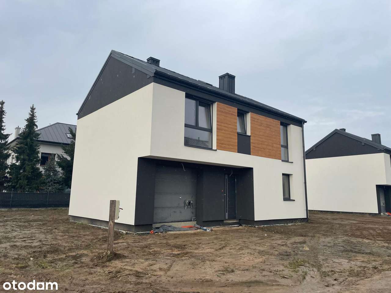 OSTATNI wolnostojący dom na sprzedaż | 565 m² działki | 0% prowizji