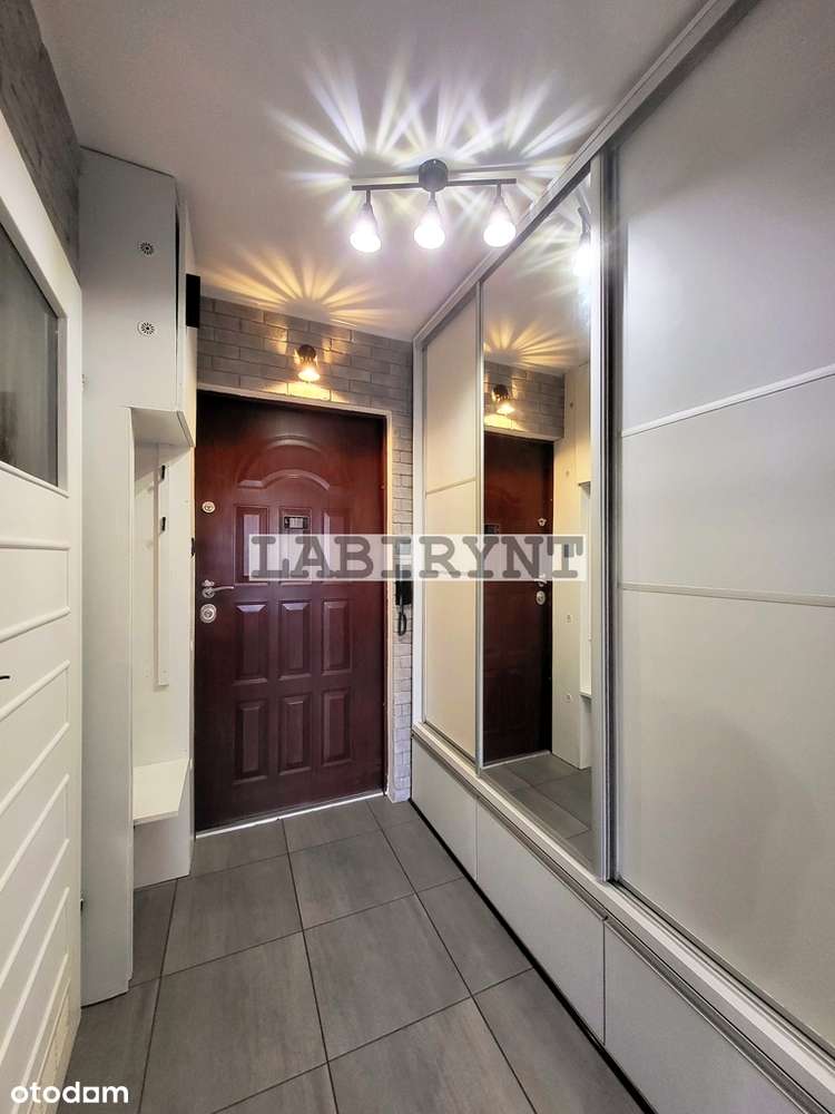 M-3 53m2, po remoncie, klimatyzacja, winda, balkon-19