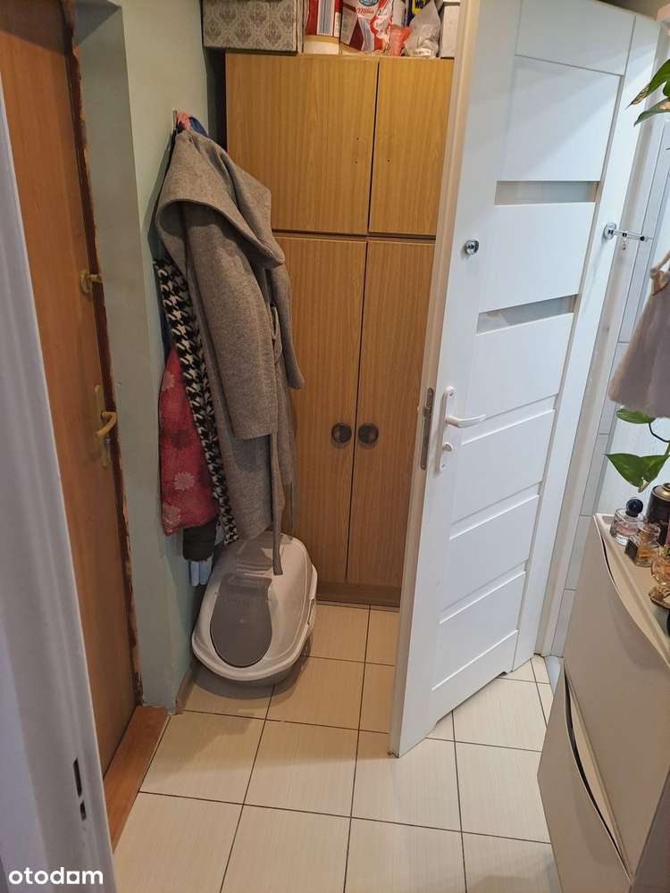 Bardzo ładna kawalerka na Dąbrowie , do wprowadzenia, do negocjacji-9