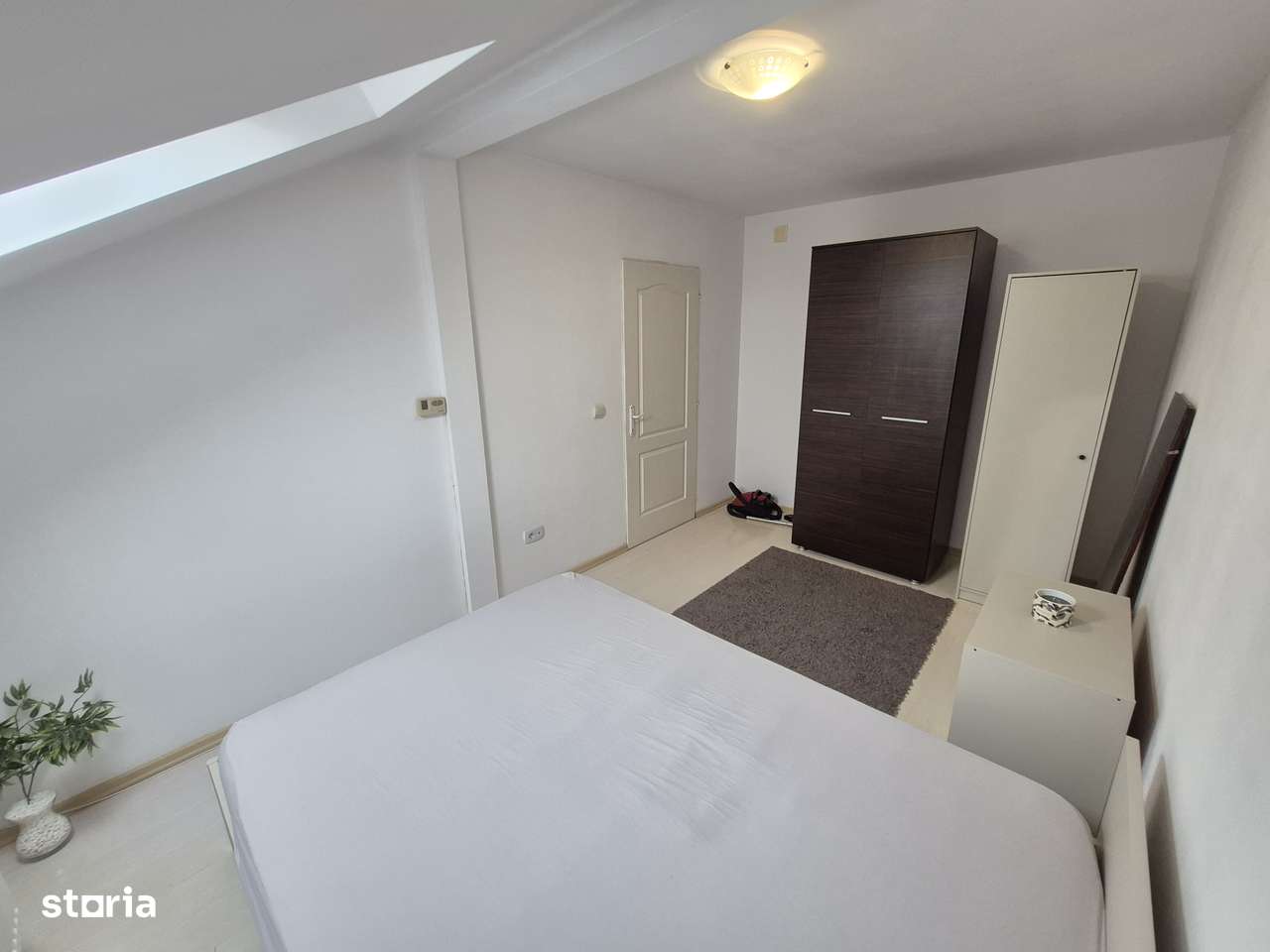 2Cam-Complex Studentesc-Mobilat-Utilat-Centrala-33 MP-63.000Euro!Neg-7