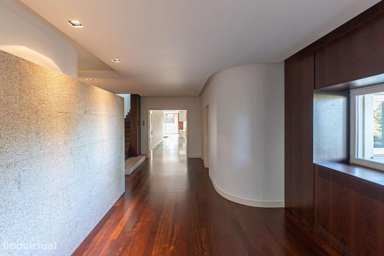 Moradia de Luxo com Elevada Privacidade, Piscinas Interior e...-28