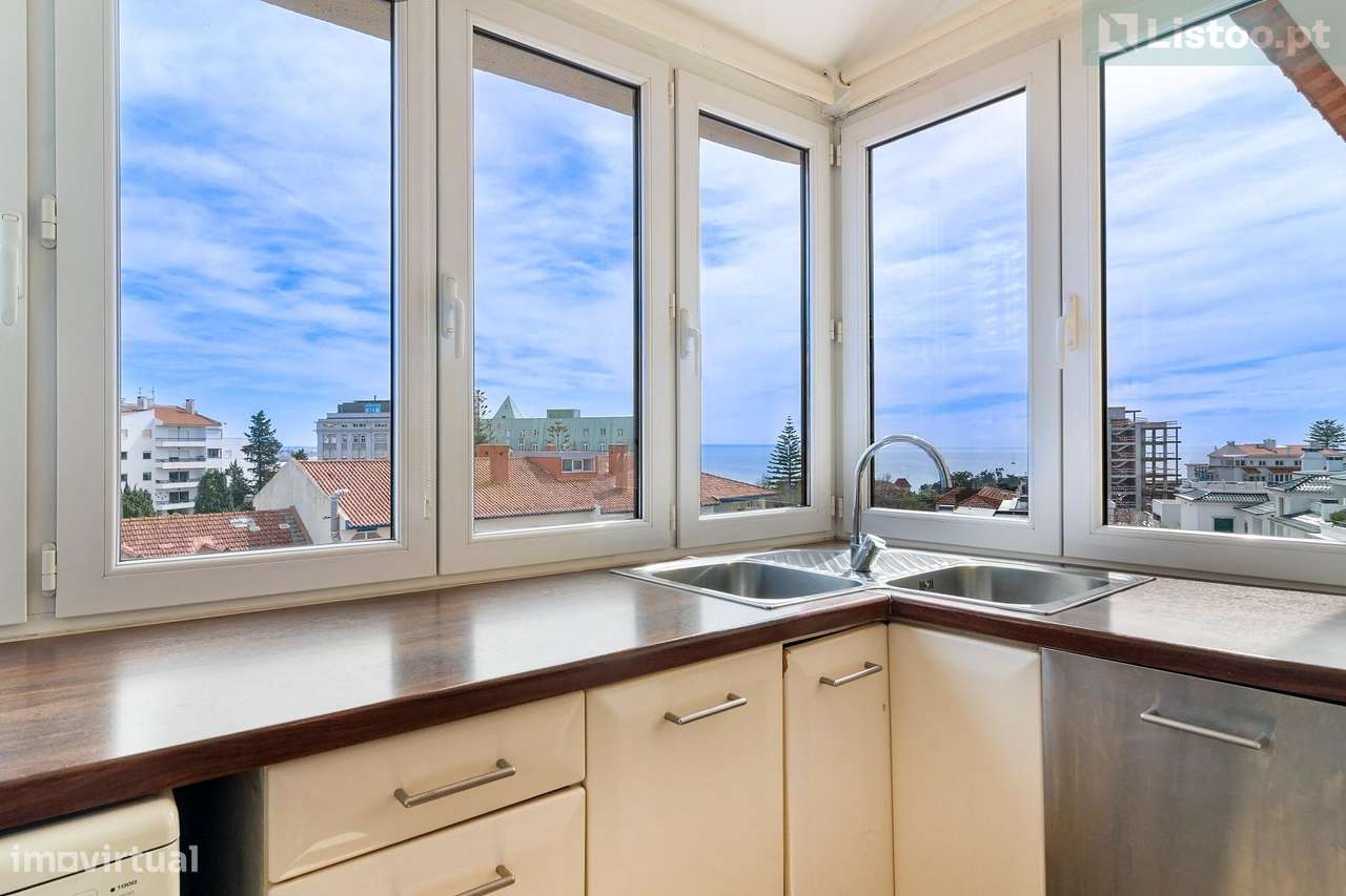 Apartamento T2+T1 com vista mar, no Monte Estoril-25