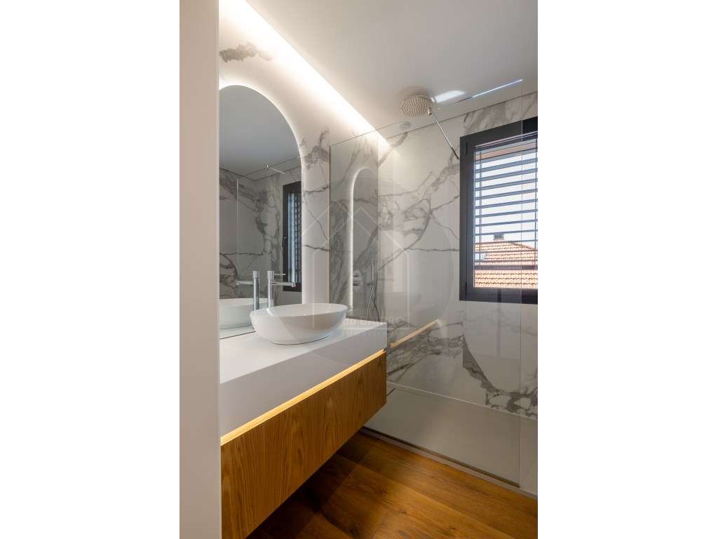 Moradia T4 com Piscina, design moderno, em Vila Nova de Gaia-18
