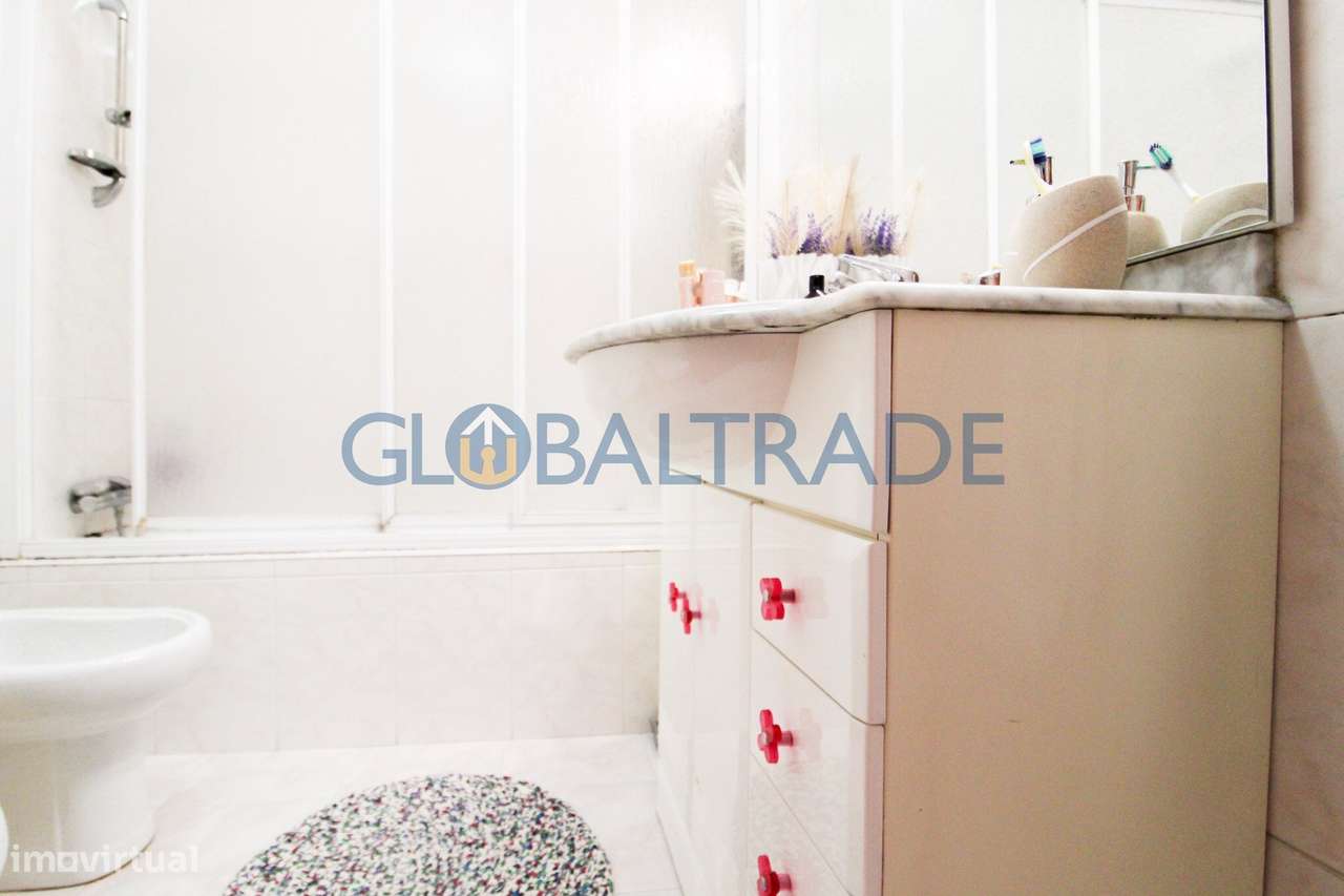 Apartamento T2+1 ao centro de Gondomar-37