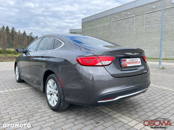 Chrysler 200 - 27