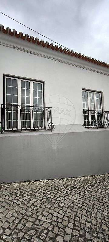 Moradia T6 para venda-31