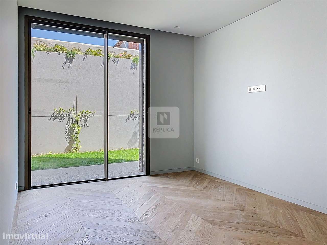 Apartamento T3 na Foz do Douro com Varanda | Nevogilde, Porto-15