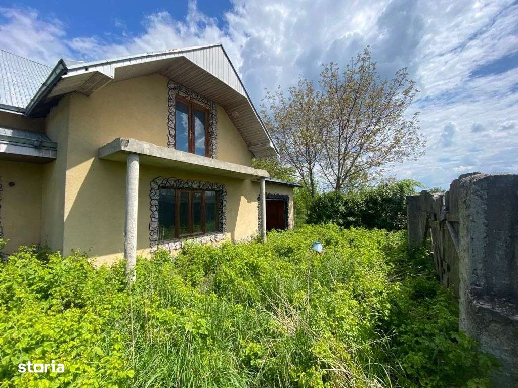 SAUCESTI BACAU CASADE VANZARE- STRADA TRANDAFIRILOR - Imagine principală: 5/20