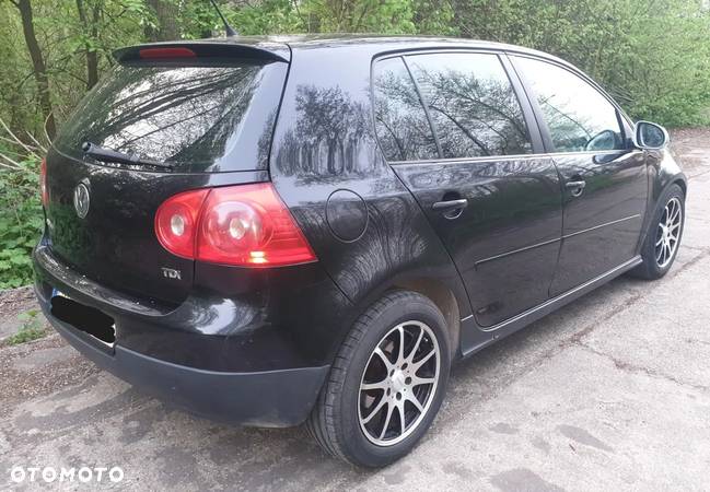 Volkswagen Golf - 4