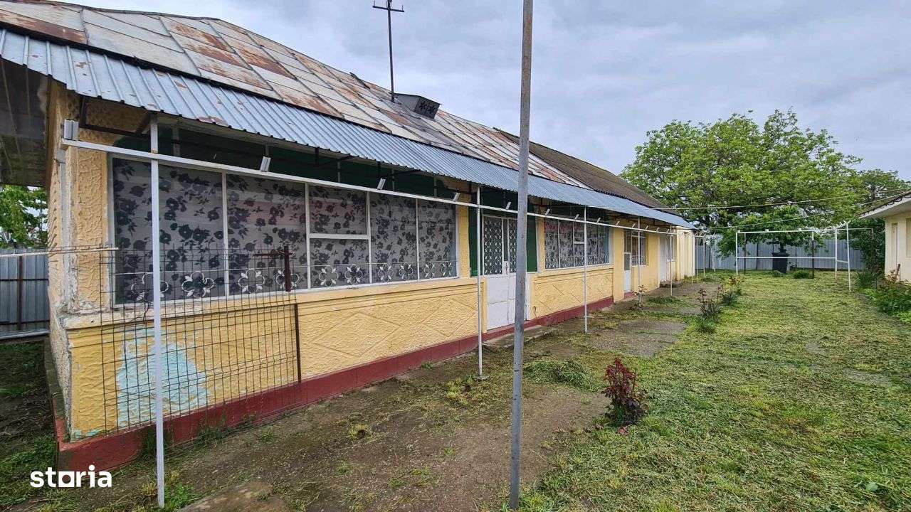 Casa in Adjud - cartier Adjudu Vechi-5