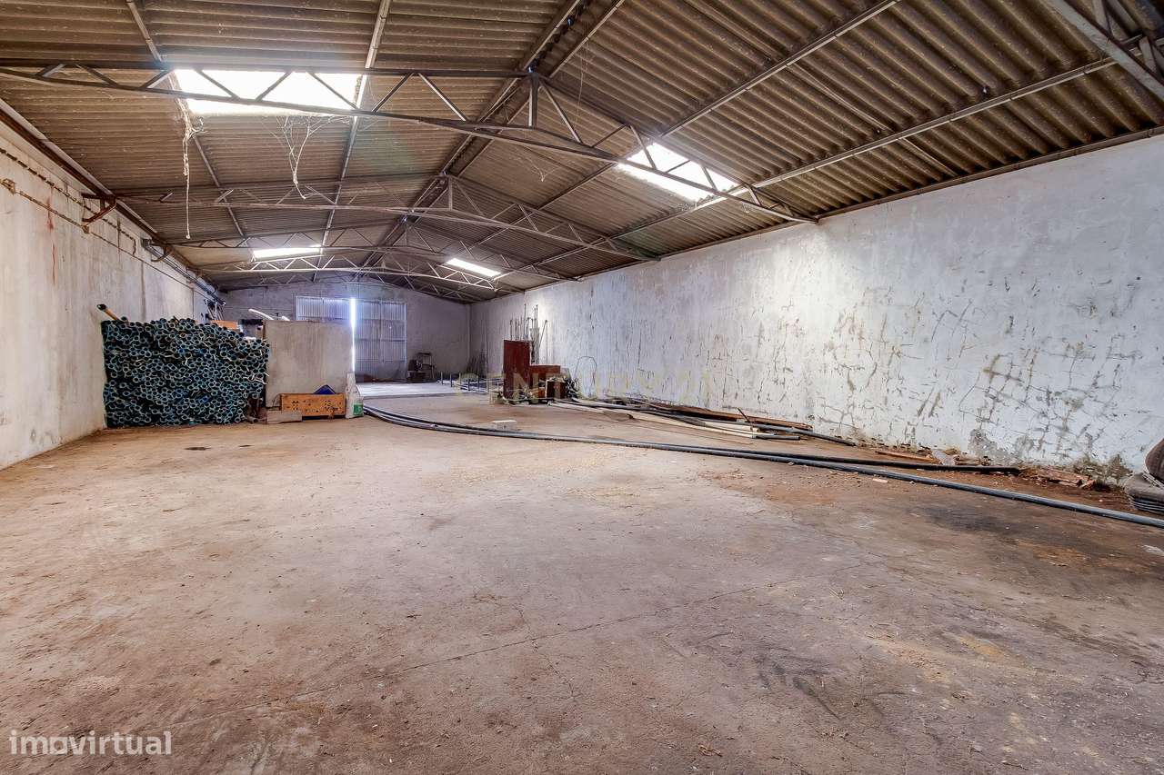 Moradia com Anexos, Armazém e Terreno Agrícola ,São Vicente do Paul –-12