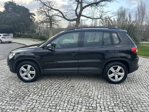 VW Tiguan 1.4 TSI Sport BlueMotion - 13