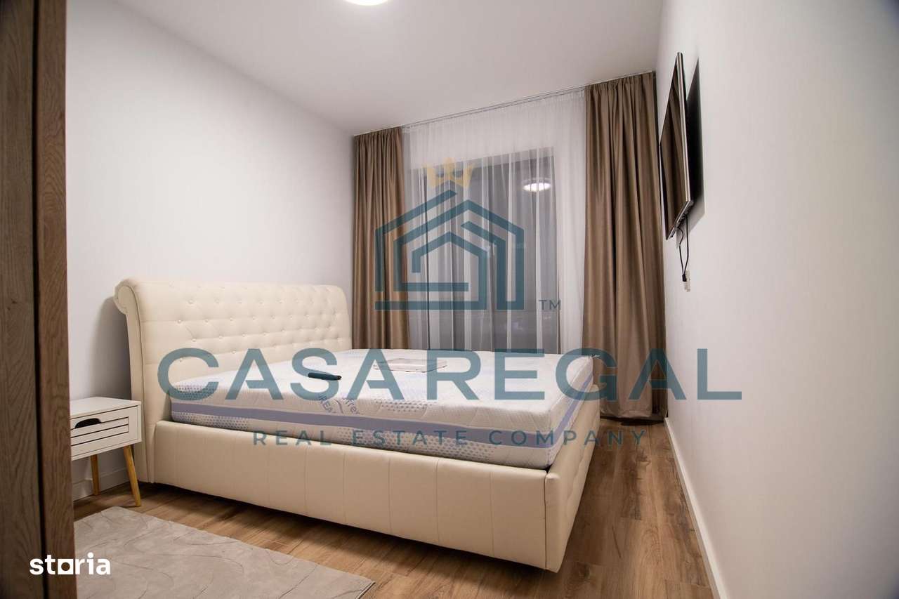 Închiriez apartament 3 camere, loc de parcare inclus – Zona centrală - Imagine principală: 3/13