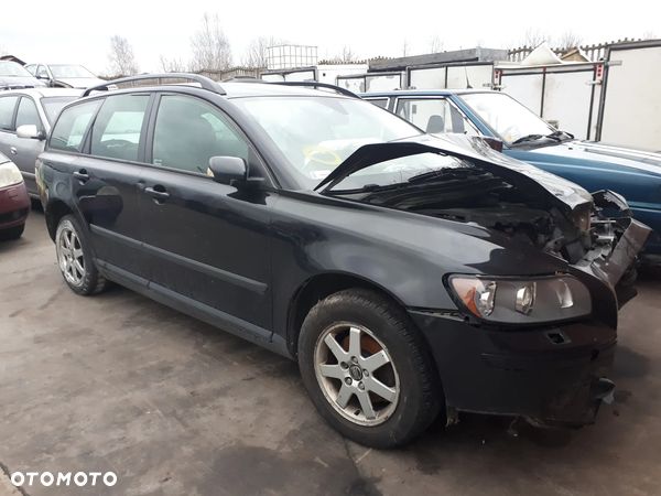 VOLVO V50 04-08 1.8 16V LUSTERKO PRZÓD PRAWE LEWE 452-46 - 1