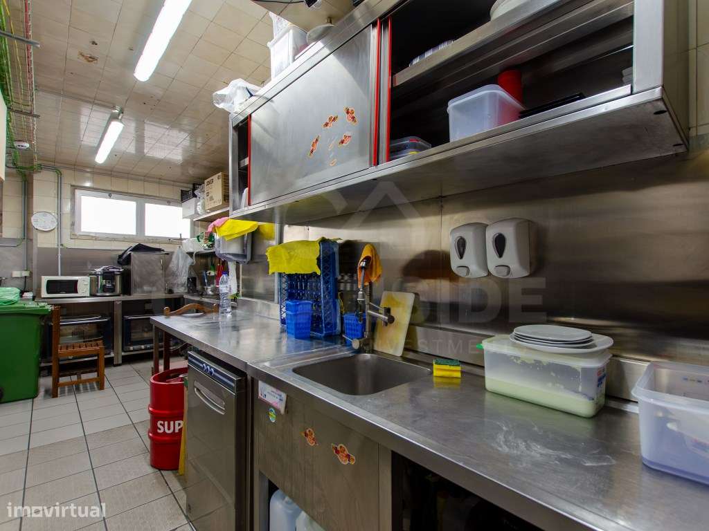 Espaço para Restaurante pronto a funcionar, em Queluz de Baixo-22