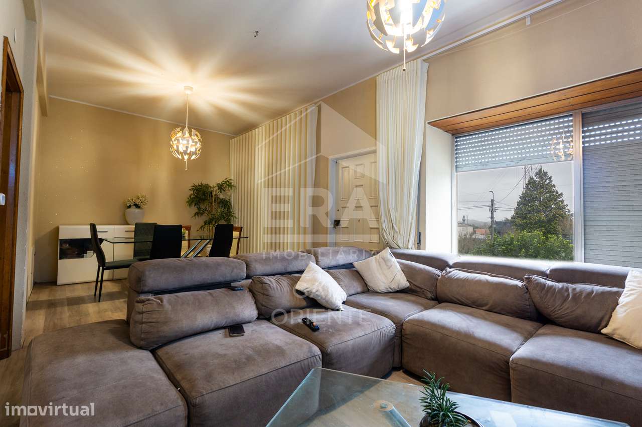 Moradia Isolada T5 com Terreno na N1-11