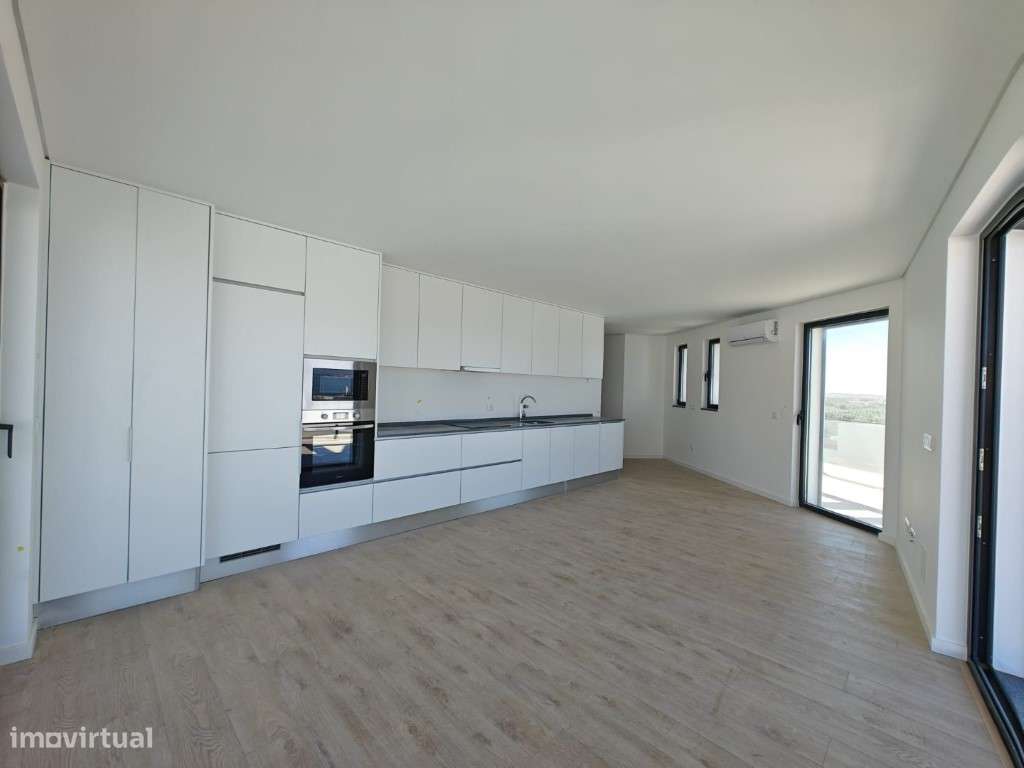 Penthouse T3 de Luxo com Vista Mar junto à praia do Baleal-9