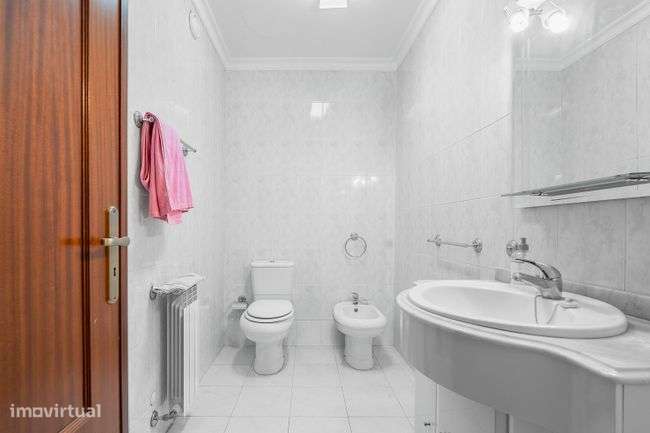 Apartamento T2 à venda no Porto -Paranhos (Areosa) - Grande imagem: 3/23