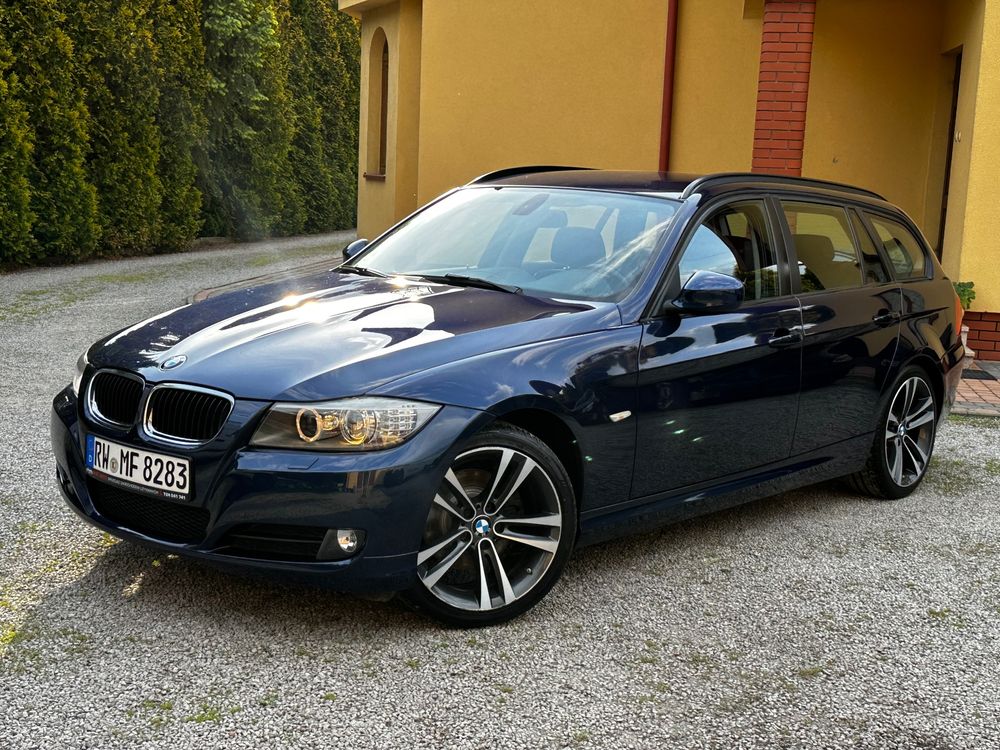 BMW 3 Series E90/E91/E92/E93 2010