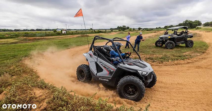 Polaris RZR - 11